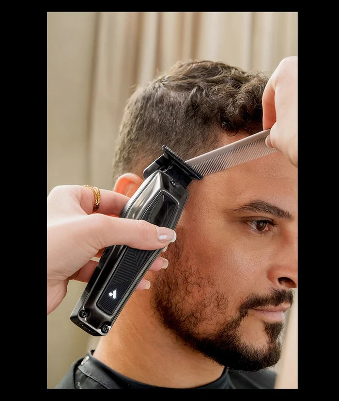 Andis Recon trimmer